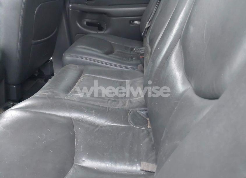 Photo 8 of 2004 Chevrolet Silverado 2500HD LT (VIN 1GCHK23184F150373)