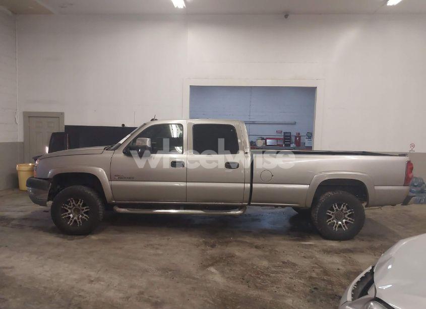 Photo 14 of 2003 Chevrolet Silverado 2500HD LS (VIN 1GCHK23193F121110)