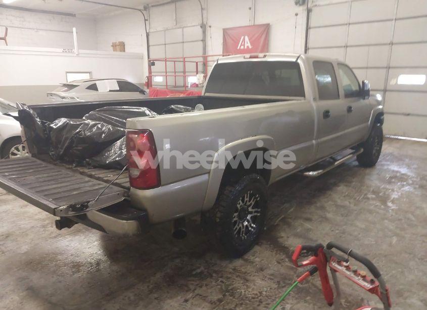 Photo 4 of 2003 Chevrolet Silverado 2500HD LS (VIN 1GCHK23193F121110)