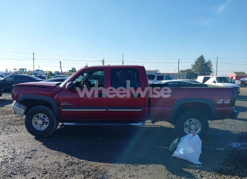 Photo 15 of 2004 Chevrolet Silverado 2500HD LT (VIN 1GCHK23194F119262)