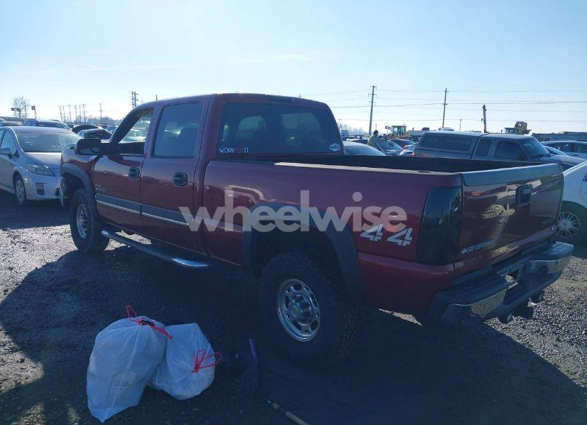 Photo 3 of 2004 Chevrolet Silverado 2500HD LT (VIN 1GCHK23194F119262)