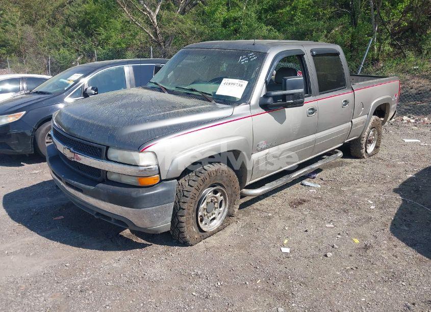 Photo 2 of 2001 Chevrolet Silverado 2500HD LT (VIN 1GCHK231X1F127804)