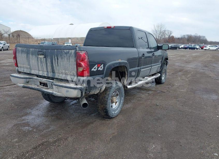 Photo 4 of 2003 Chevrolet Silverado 2500HD LT (VIN 1GCHK231X3F147666)