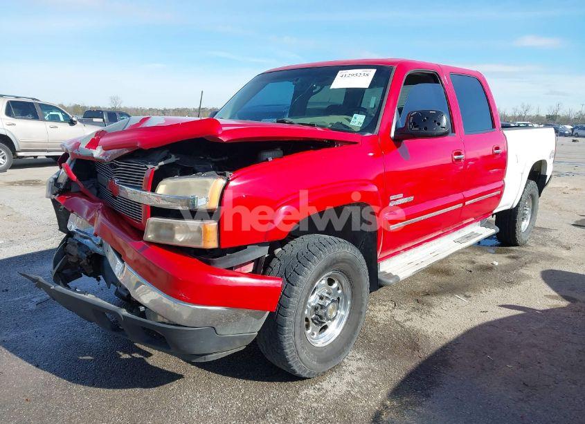 Photo 2 of 2003 Chevrolet Silverado 2500HD LS (VIN 1GCHK231X3F227601)