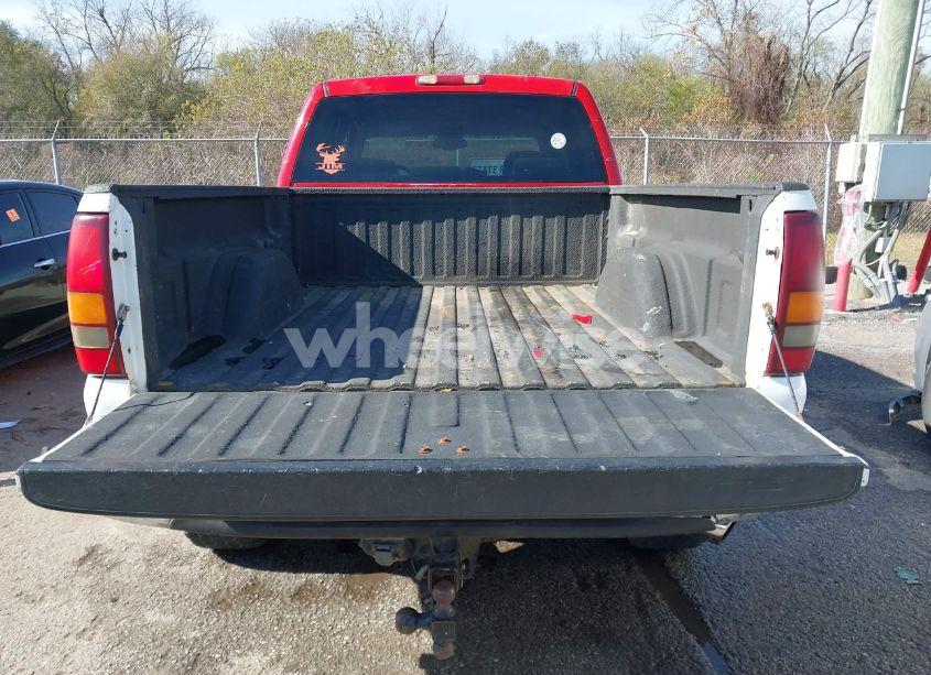 Photo 8 of 2003 Chevrolet Silverado 2500HD LS (VIN 1GCHK231X3F227601)