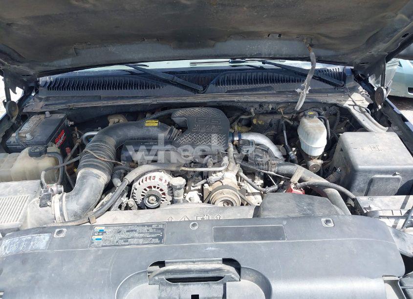 Photo 10 of 2004 Chevrolet Silverado 2500HD LT (VIN 1GCHK23204F221915)