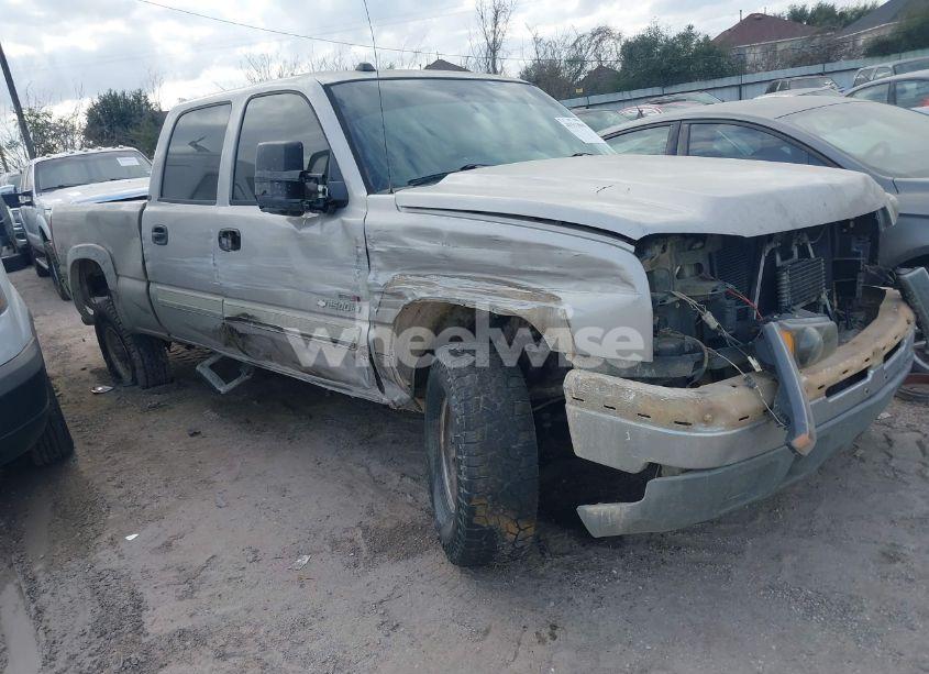 2005 Chevrolet Silverado 2500HD LS (VIN 1GCHK23205F840581) main photo