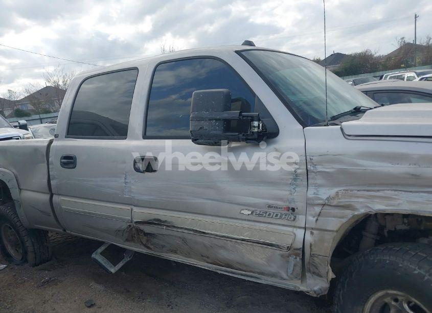 Photo 13 of 2005 Chevrolet Silverado 2500HD LS (VIN 1GCHK23205F840581)
