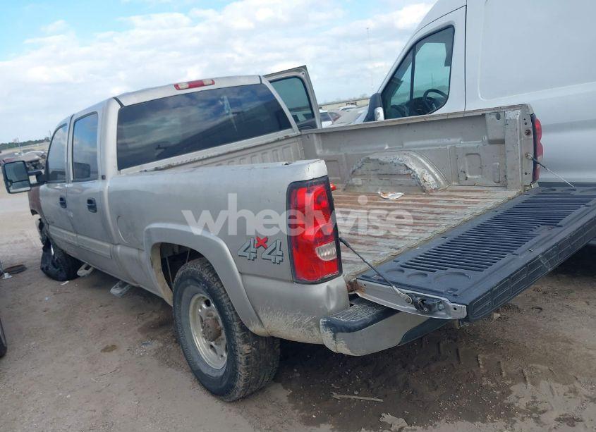 Photo 3 of 2005 Chevrolet Silverado 2500HD LS (VIN 1GCHK23205F840581)