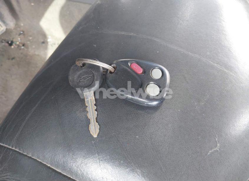 Photo 11 of 2005 Chevrolet Silverado 2500HD LS/LT/WORK TRUCK (VIN 1GCHK23215F882290)