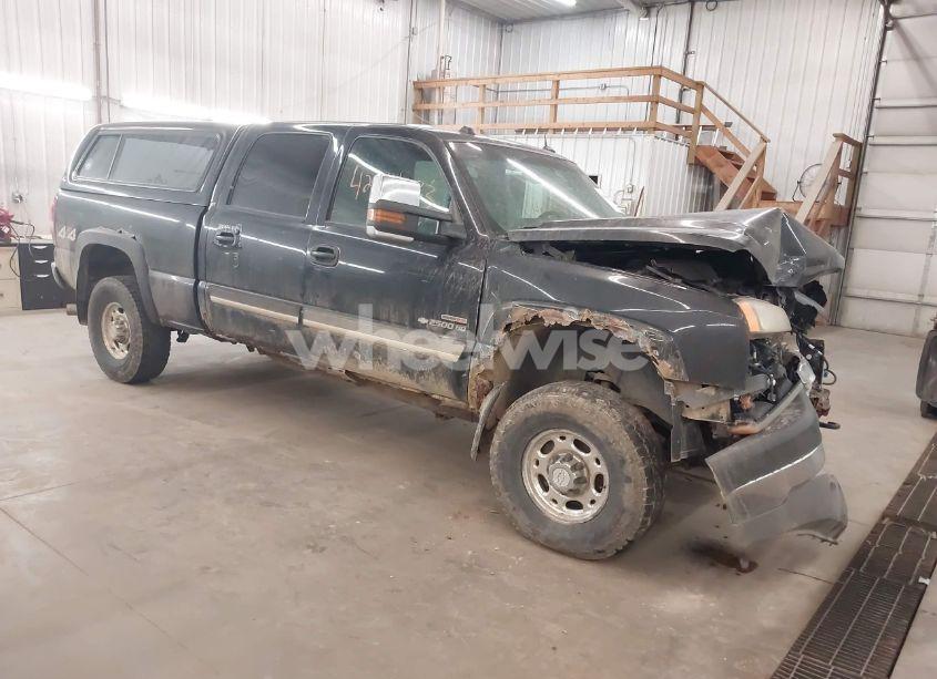 2005 Chevrolet Silverado 2500HD LT (VIN 1GCHK23215F962799) main photo