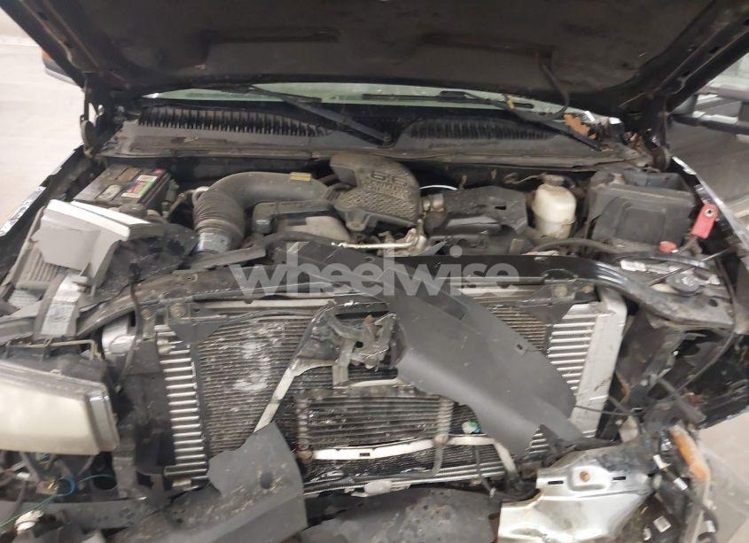 Photo 10 of 2005 Chevrolet Silverado 2500HD LT (VIN 1GCHK23215F962799)