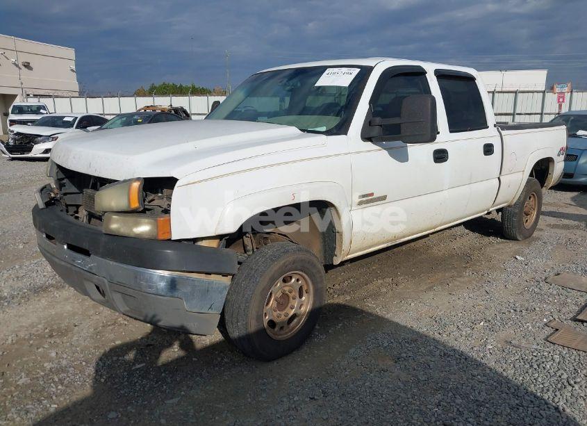 Photo 2 of 2005 Chevrolet Silverado 2500HD LS (VIN 1GCHK23225F871797)