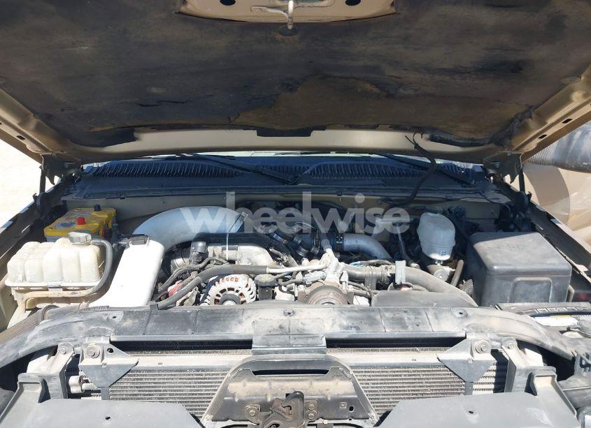 Photo 10 of 2004 Chevrolet Silverado 2500HD LS (VIN 1GCHK23234F217261)