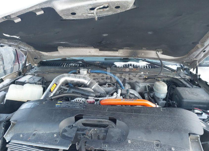 Photo 10 of 2004 Chevrolet Silverado 2500HD LT (VIN 1GCHK23234F244301)