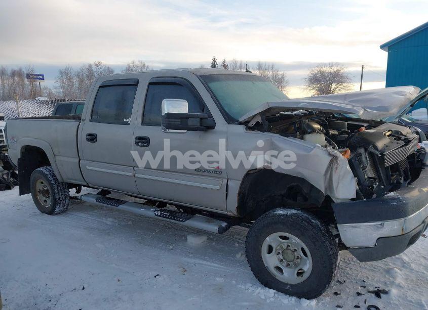 Photo 13 of 2004 Chevrolet Silverado 2500HD LT (VIN 1GCHK23234F244301)