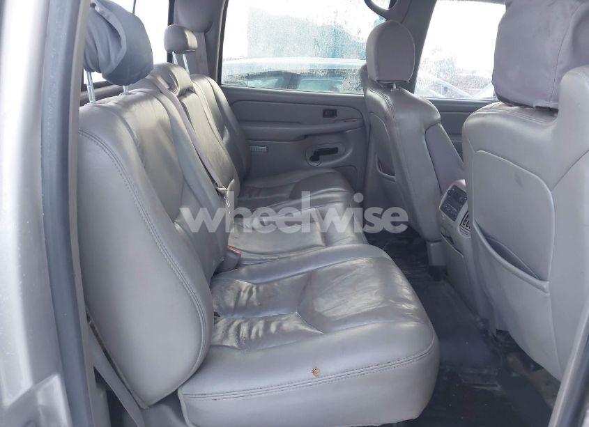 Photo 8 of 2004 Chevrolet Silverado 2500HD LT (VIN 1GCHK23234F244301)