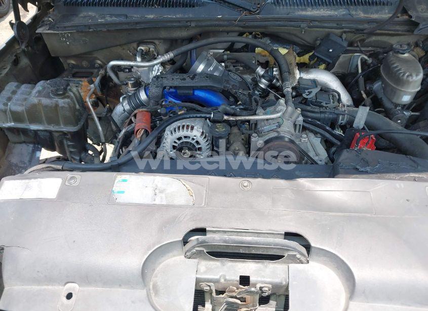 Photo 10 of 2005 Chevrolet Silverado 2500HD LT (VIN 1GCHK23235F808479)