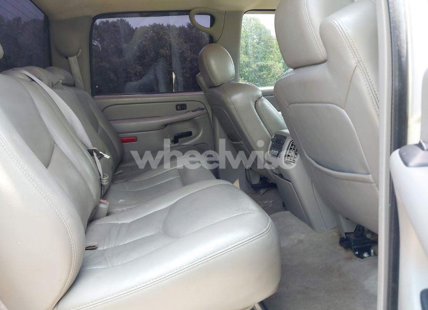 Photo 8 of 2005 Chevrolet Silverado 2500HD LT (VIN 1GCHK23235F808479)