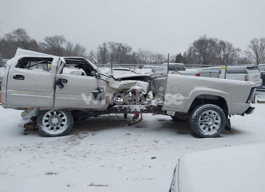 Photo 14 of 2006 Chevrolet Silverado 2500HD LT2 (VIN 1GCHK23236F122055)