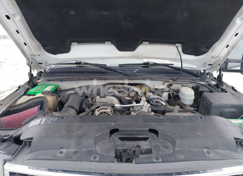 Photo 10 of 2005 Chevrolet Silverado 2500HD LT (VIN 1GCHK23245F845623)