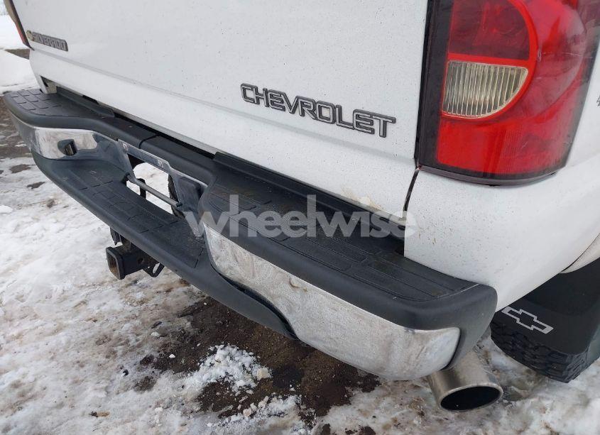 Photo 6 of 2005 Chevrolet Silverado 2500HD LT (VIN 1GCHK23245F845623)