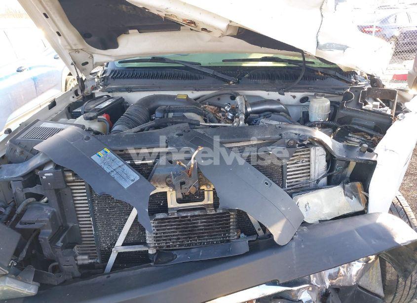 Photo 10 of 2005 Chevrolet Silverado 2500HD LT (VIN 1GCHK23255F963910)