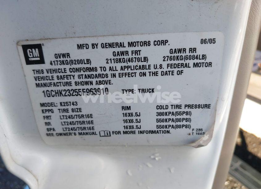 Photo 9 of 2005 Chevrolet Silverado 2500HD LT (VIN 1GCHK23255F963910)