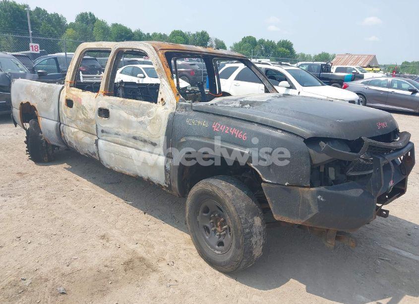 2005 Chevrolet Silverado 2500HD LT (VIN 1GCHK23265F890997) main photo