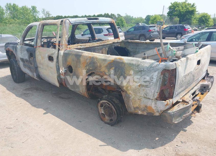 Photo 3 of 2005 Chevrolet Silverado 2500HD LT (VIN 1GCHK23265F890997)