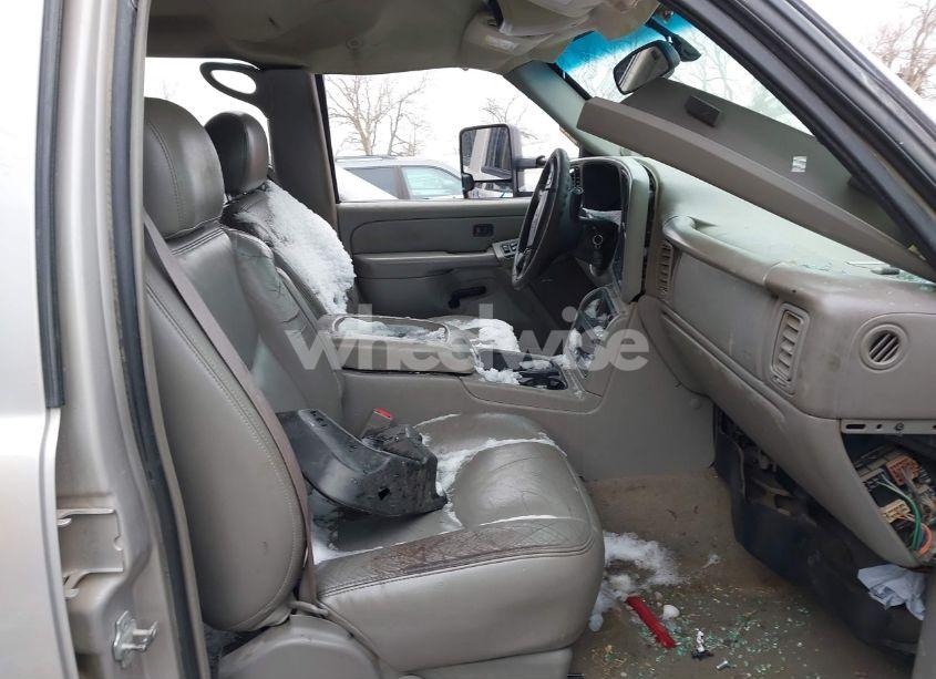 Photo 5 of 2005 Chevrolet Silverado 2500HD LS (VIN 1GCHK23265F965486)