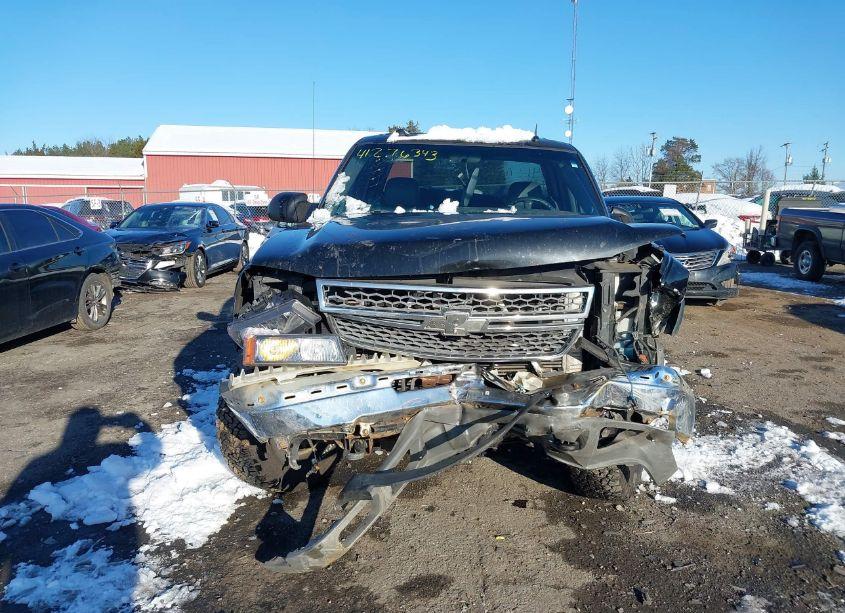 Photo 12 of 2005 Chevrolet Silverado 2500HD LT (VIN 1GCHK23275F964783)