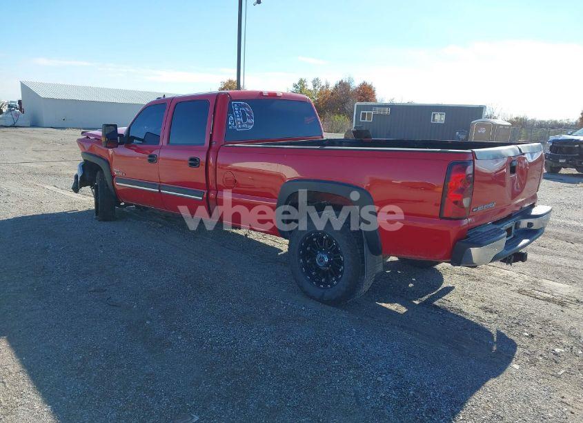 Photo 3 of 2006 Chevrolet Silverado 2500HD LT2 (VIN 1GCHK23276F108529)