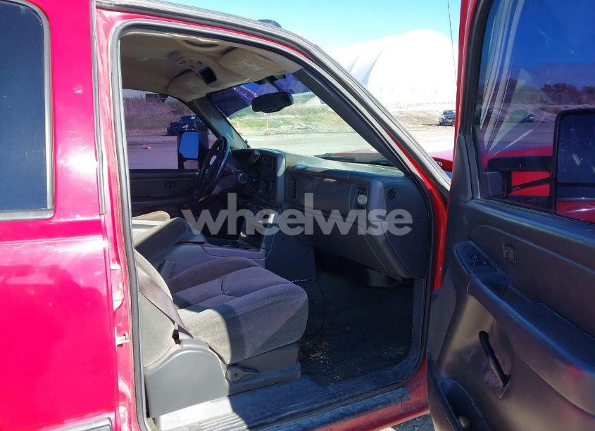 Photo 5 of 2006 Chevrolet Silverado 2500HD LT2 (VIN 1GCHK23276F108529)