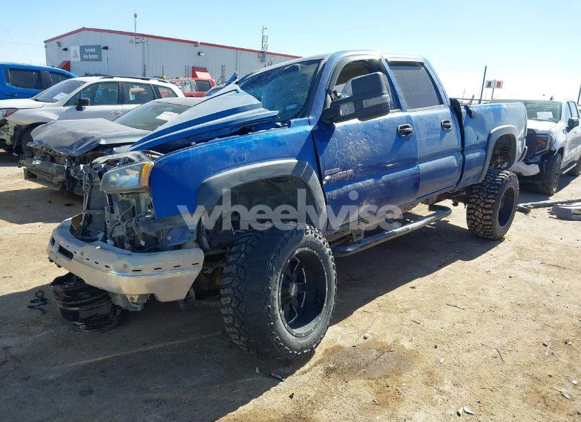 Photo 2 of 2004 Chevrolet Silverado 2500HD LS (VIN 1GCHK23284F241247)