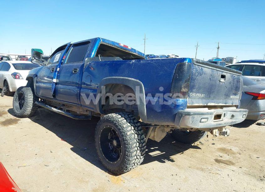 Photo 3 of 2004 Chevrolet Silverado 2500HD LS (VIN 1GCHK23284F241247)