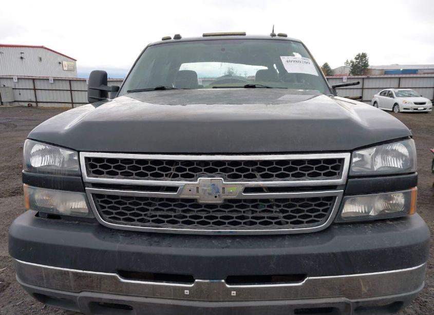 Photo 12 of 2005 Chevrolet Silverado 2500HD LT (VIN 1GCHK23285F869083)