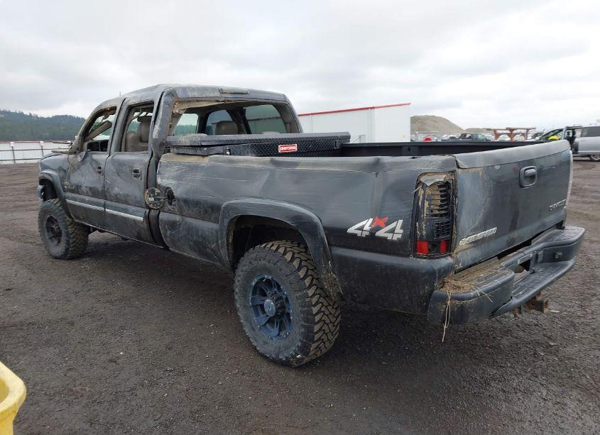 Photo 3 of 2005 Chevrolet Silverado 2500HD LT (VIN 1GCHK23285F869083)