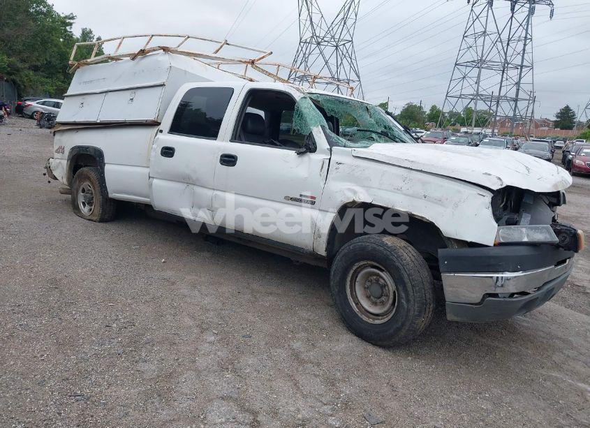 2005 Chevrolet Silverado 2500HD WORK TRUCK (VIN 1GCHK23285F869228) main photo