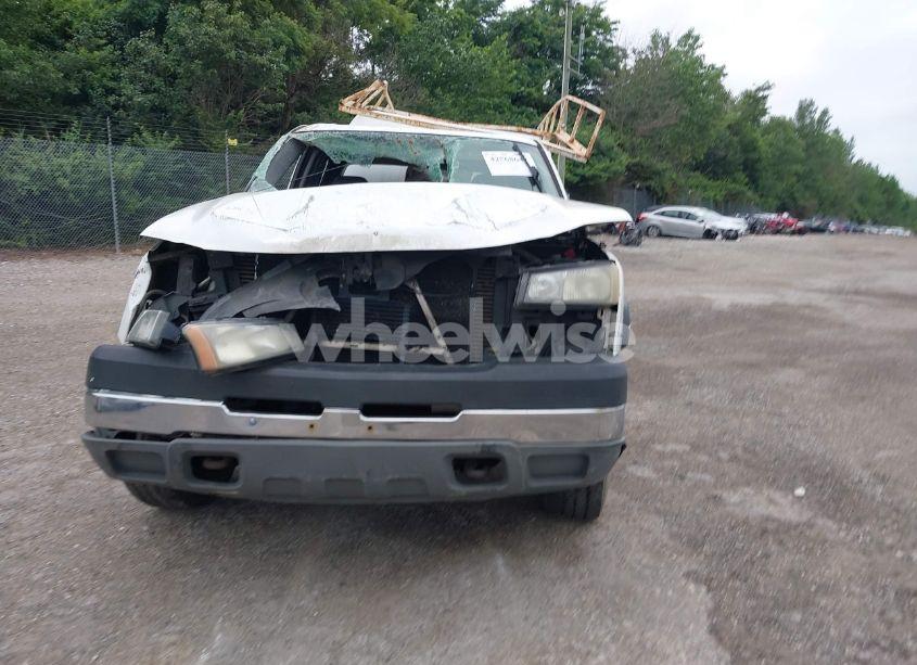 Photo 12 of 2005 Chevrolet Silverado 2500HD WORK TRUCK (VIN 1GCHK23285F869228)