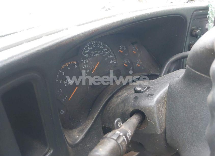 Photo 15 of 2005 Chevrolet Silverado 2500HD WORK TRUCK (VIN 1GCHK23285F869228)