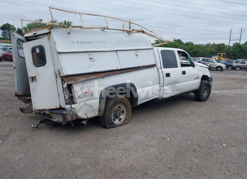 Photo 4 of 2005 Chevrolet Silverado 2500HD WORK TRUCK (VIN 1GCHK23285F869228)