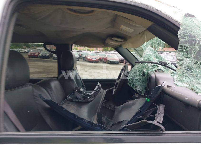 Photo 5 of 2005 Chevrolet Silverado 2500HD WORK TRUCK (VIN 1GCHK23285F869228)