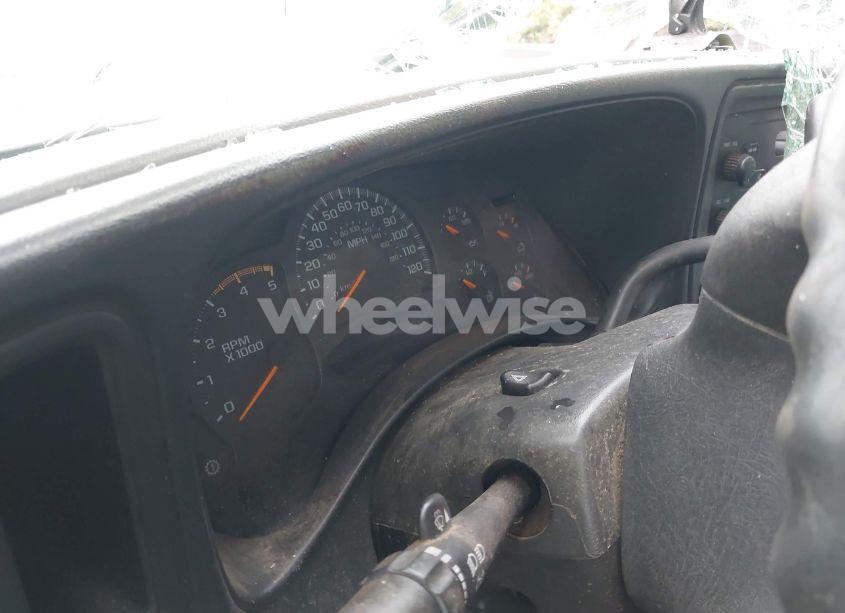 Photo 7 of 2005 Chevrolet Silverado 2500HD WORK TRUCK (VIN 1GCHK23285F869228)