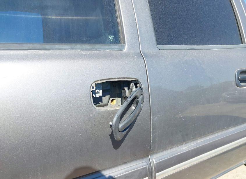 Photo 17 of 2006 Chevrolet Silverado 2500HD LT3 (VIN 1GCHK23286F120947)