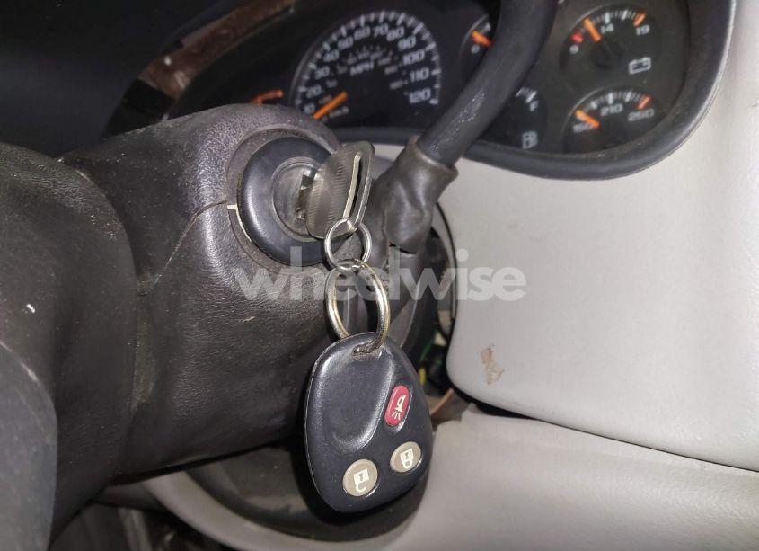 Photo 11 of 2004 Chevrolet Silverado 2500HD LT (VIN 1GCHK23294F197632)