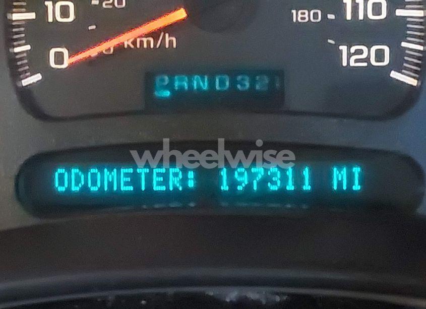 Photo 16 of 2004 Chevrolet Silverado 2500HD LT (VIN 1GCHK23294F197632)