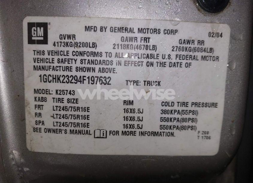 Photo 9 of 2004 Chevrolet Silverado 2500HD LT (VIN 1GCHK23294F197632)