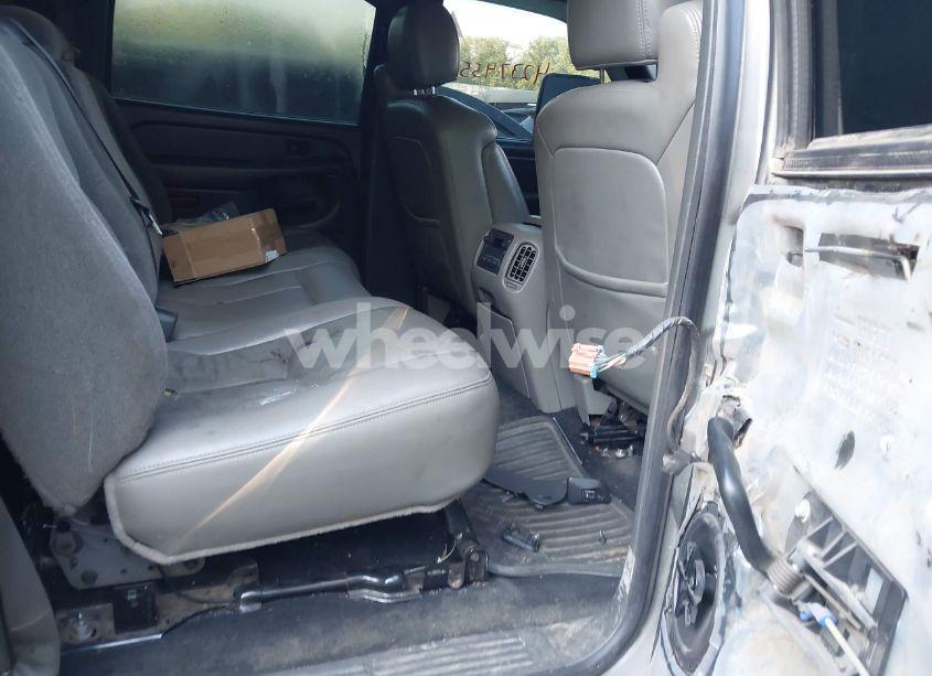 Photo 8 of 2006 Chevrolet Silverado 2500HD LT1 (VIN 1GCHK23296F100562)