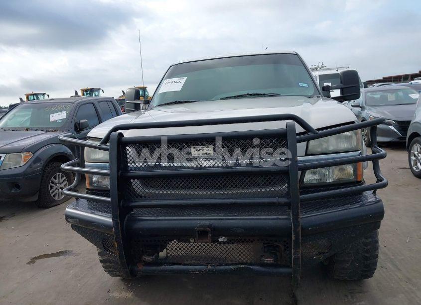 Photo 12 of 2004 Chevrolet Silverado 2500HD LS (VIN 1GCHK232X4F177583)